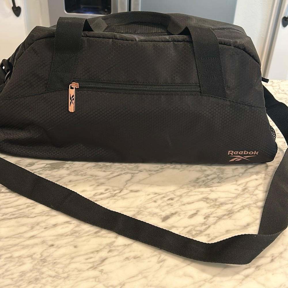 Collapsible Reebok athletic bag
